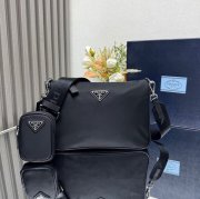 PRADA 2VH113 3in1メンズバッグ サイズ:24x18.5cm