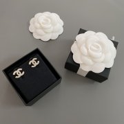 シャネル スタイル ピアス ダブルC