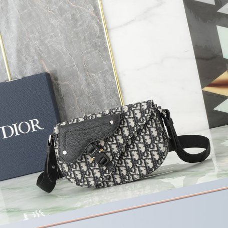 DIOR サドルメッセンジャー オブリーク 米黒 サイズ:24x16.5x5.5cm