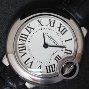 CARTIER バロンブルー クォーツ搭載 ホワイト サファイヤクリスタル 黒革ベルト 優良配送