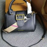 BURBERRY 89012 チェック 斜め掛けバッグ クラシックチェック 23x19x14cm サイズ:23x19x14cm