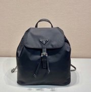 Prada ヴィンテージ リュック ナイロン ブラック 1BZ830 サイズ:32x30x14cm