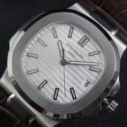 PATEK PHILIPPE ノーチラス Asain 2824-2搭載 おすすめ度