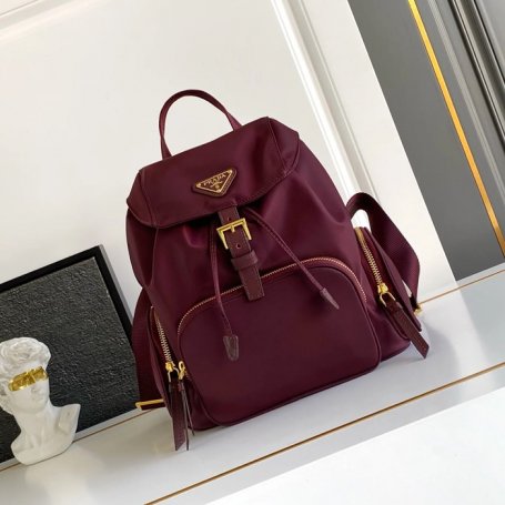 Prada 进口ナイロン リュック ナイロン ブラック 1BZ081 サイズ:29x24.5x12cm