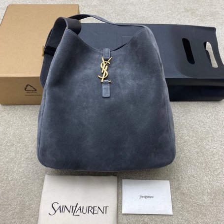 SAINT LAURENT 753837 マット グレー、ゴールド、マット 脇下バッグ 大、クラシック 31x30x13cm サイズ:31x30x13cm