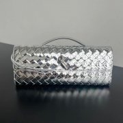BOTTEGA VENETA BV 741511 クラッチバッグ 編み羊革 31x13cm サイズ:31x13cm