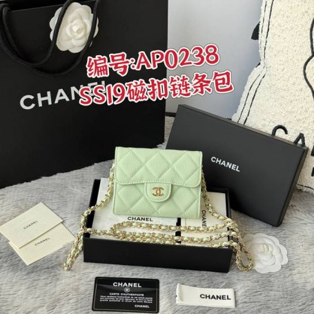 CHANEL 0238 SS19 チェーン付きカードケース カヴィア粒革 サイズ:12.5x8.5x2.5cm