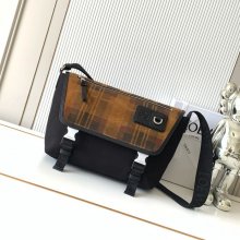 LOEWE 9100 中キャンバスメッセンジャー フレックス 棕チェック サイズ:38x27x9.5cm