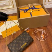 LOUIS VUITTON M40717 ボックスレザー 斜め掛けバッグ レディース斜め掛け 22x12cm サイズ:22x12cm