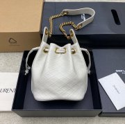 SAINT LAURENT 840886 ラムレザー、カーフレザー ホワイト、ゴールド バケツバッグ チェーン、ベッキー、ミニ 25x11cm サイズ:25x11cm