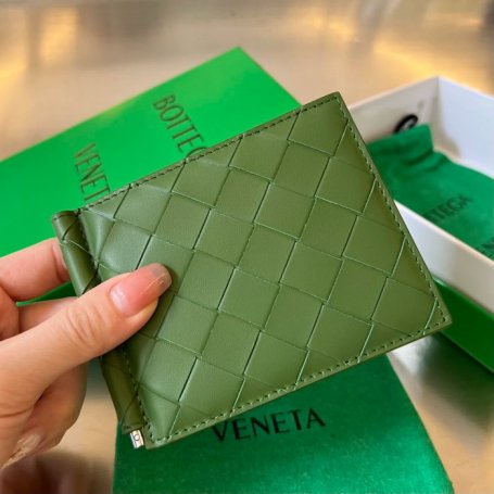 BOTTEGA VENETA BV 592626 新作マネークリップ 編み牛皮 11.5x9x0.5cm サイズ:11.5x9x0.5cm