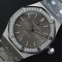 AUDEMARS PIGUET ロイヤルオーク 全面ダイヤベゼル アフターサービス絶好