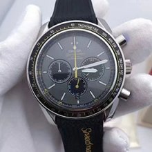 OMEGA スピードマスター レーシング クォーツ搭載 2024おすすめ