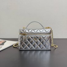 CHANEL 99448 シルバー 斜め掛けバッグ ファッショナブル 19.5×17×5cm サイズ:19.5×17×5cm