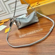 LOUIS VUITTON M12596 本革 斜め掛けバッグ レディース斜め掛け 23x12cm サイズ:23x12cm