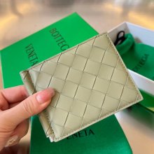 BOTTEGA VENETA BV 592626 新作マネークリップ 編み牛皮 11.5x9x0.5cm サイズ:11.5x9x0.5cm