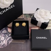 シャネル スタイル ピアス ブロークンボール