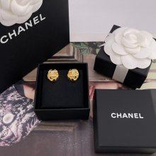 シャネル スタイル ピアス ブロークンボール