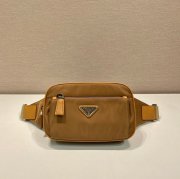 PRADA 2VL977 ウエストバッグ 軟木色 サイズ:21x12.5x4.5cm