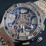 HUBLOT ビッグバン へびの皮文字盤 先駆者デザイン