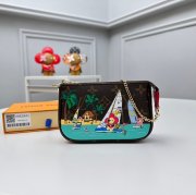 LOUIS VUITTON M82841 ミニポシェット アクセサリー 2023冬季 サイズ:15.5x10.5cm