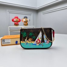 LOUIS VUITTON M82841 ミニポシェット アクセサリー 2023冬季 サイズ:15.5x10.5cm