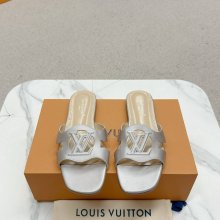 【LOUISVUITTON】レザーパンプスヒールシューズストリートシューズレディース