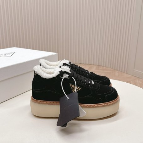 【PRADA】ウールブーツレディース