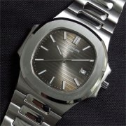 PATEK PHILIPPE ノーチラス Swiss 2824-2搭載