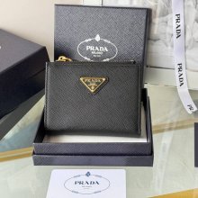 PRADA 1ML050 短財布 サフィアーノ十字紋 牛皮 サイズ:10x9cm