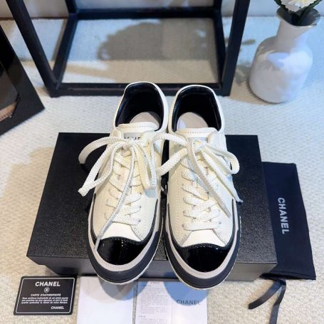 【CHANEL】スニーカーレディース