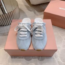 【MIUMIU】新作ドイツトレーニングスリッポンレザースリッポンレディース