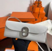 HERMES カーフスキン グレー 脇下バッグ セミハンドメイド 24cm サイズ:24cm