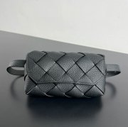 BOTTEGA VENETA BV 805773 粒面牛皮ウエストバッグ ディアゴ サイズ:19x10cm