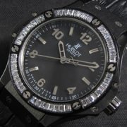 HUBLOT ビッグバン ブラック文字盤 電池式 新品コピー