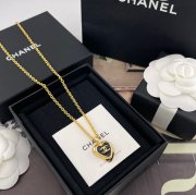 ネックレス C ブラック×ゴールドハートネックレス — 25A手工坊シリーズ、背面リーフデザイン、葉脈ディテールまで再現