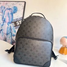Louis Vuitton ディスカバリー カルゴ リュック モノグラム ブラック M26765 サイズ:39x30x19cm
