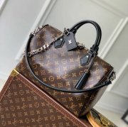 LOUIS VUITTON M12243 キャンバス モノグラム ショルダーバッグ レディースショルダーチェーン 30x21x17cm サイズ:30x21x17cm