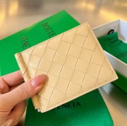 BOTTEGA VENETA BV 592626 新作マネークリップ 編み牛皮 11.5x9x0.5cm サイズ:11.5x9x0.5cm