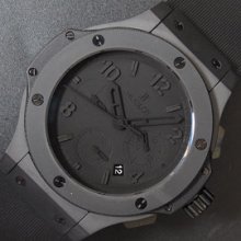 HUBLOT ビッグバン ブラックマジック Asian 7750搭載 28800振動