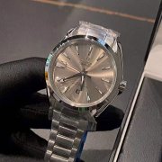 OMEGA 220.10.38.20.09.001 シーマスター アクアテラ シェード