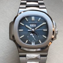 PATEK PHILIPPE 5726/1A-014 ノーチラス アニュアルカレンダー ブルー