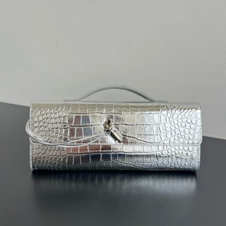 BOTTEGA VENETA BV 741511 クラッチバッグ ワニ紋羊革 31x13cm サイズ:31x13cm