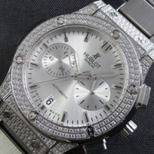 HUBLOT クラシックフュージョン クォーツ搭載 高級感