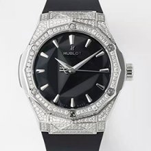 HUBLOT クラシックフュージョン オーリンスキー 550.NS.1800.RX.1604.ORL19 チタニウム パヴェ APS工場