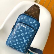 LOUIS VUITTON M23782 アベニュー ショルダー サイズ:31x20cm