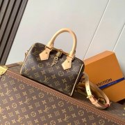 LOUIS VUITTON M46234 牛皮 モノグラム キャンバス 斜め掛けバッグ レディース斜め掛け 20x13.5x12cm サイズ:20x13.5x12cm