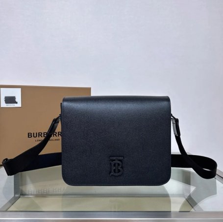 BURBERRY 1731 最新メッセンジャー 手のひら紋牛皮 サイズ:25.5x21.5x6.5cm