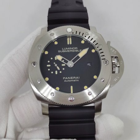 PANERAI PAM00305 サブマーシブル1950 3DAYS 全国お届け