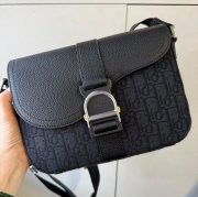 DIOR サドルフラップメッセンジャー ヘリテージ サイズ:23x17.5cm